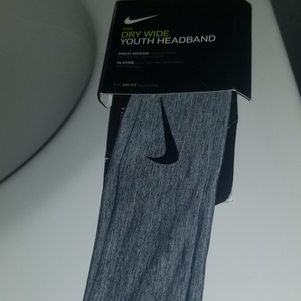 Nwt nike youth headband gray